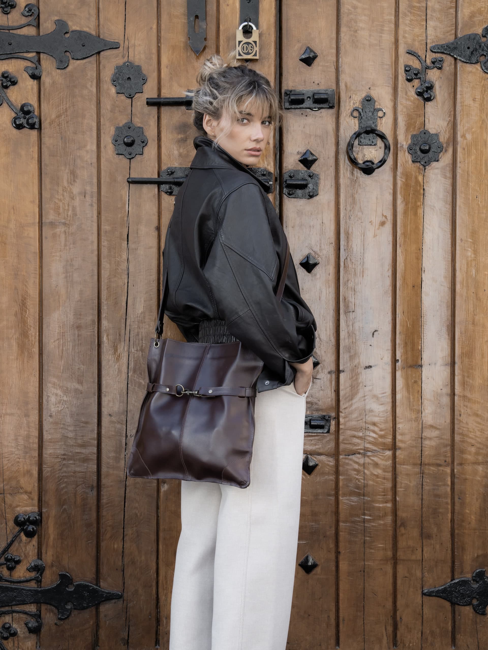 L Artesan, Carteras — 6 / 17. Fotografía de Cristian Letelier de moda