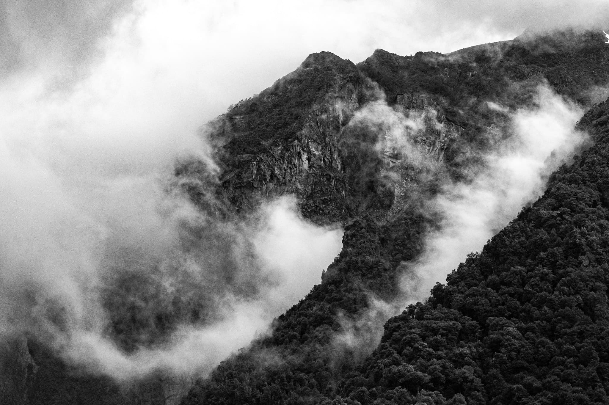 Grietas al Cielo - Fotografía artística de montañas por Cristian Letelier (Yiasau)